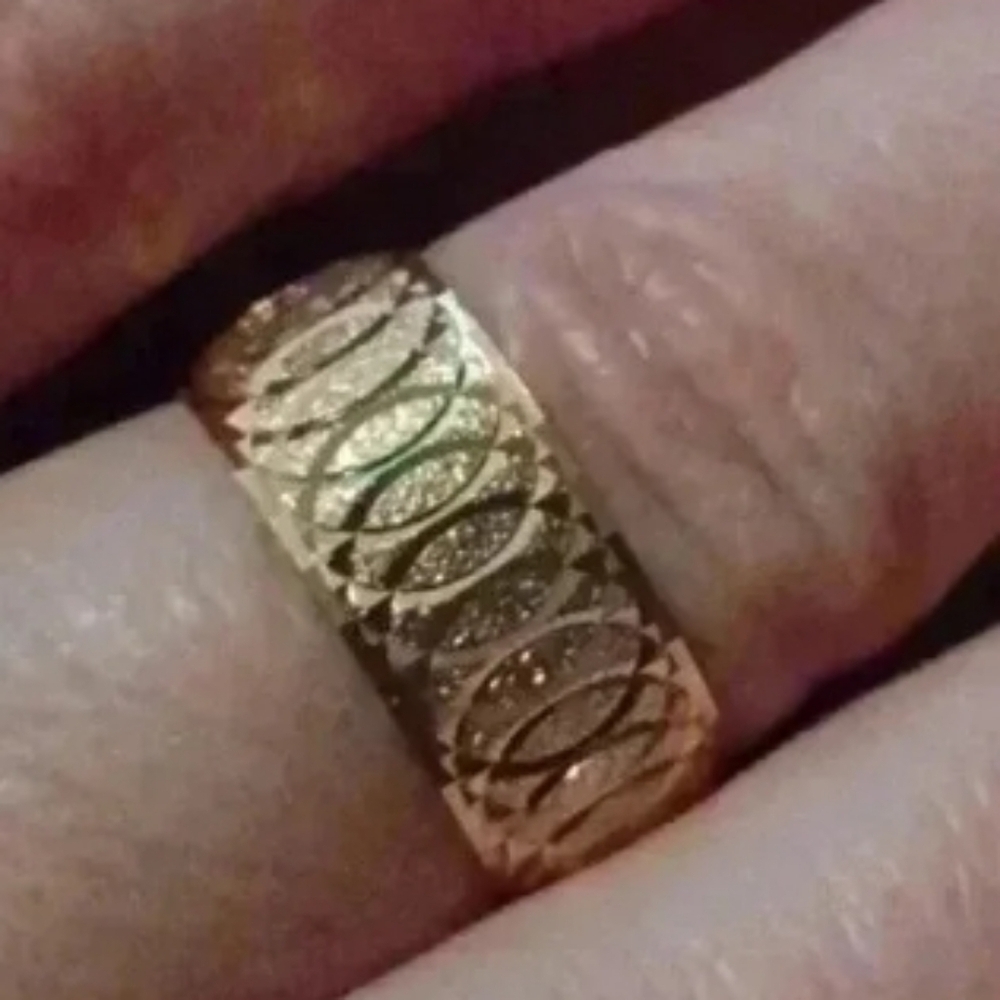 New yellow tone wedding band
